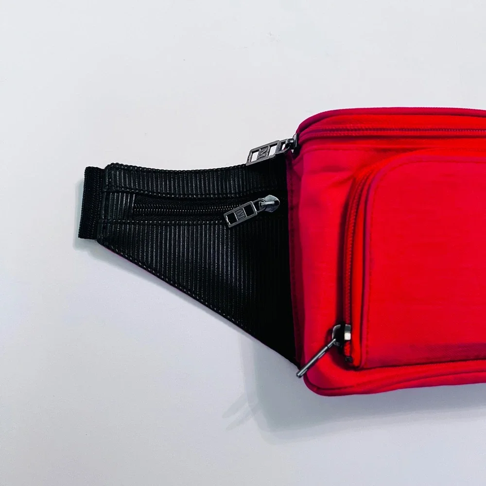 Vintage Mondo Red Fanny Pack Belt Bag Travel Hiking Festival Organizer - Picture 3 of 9